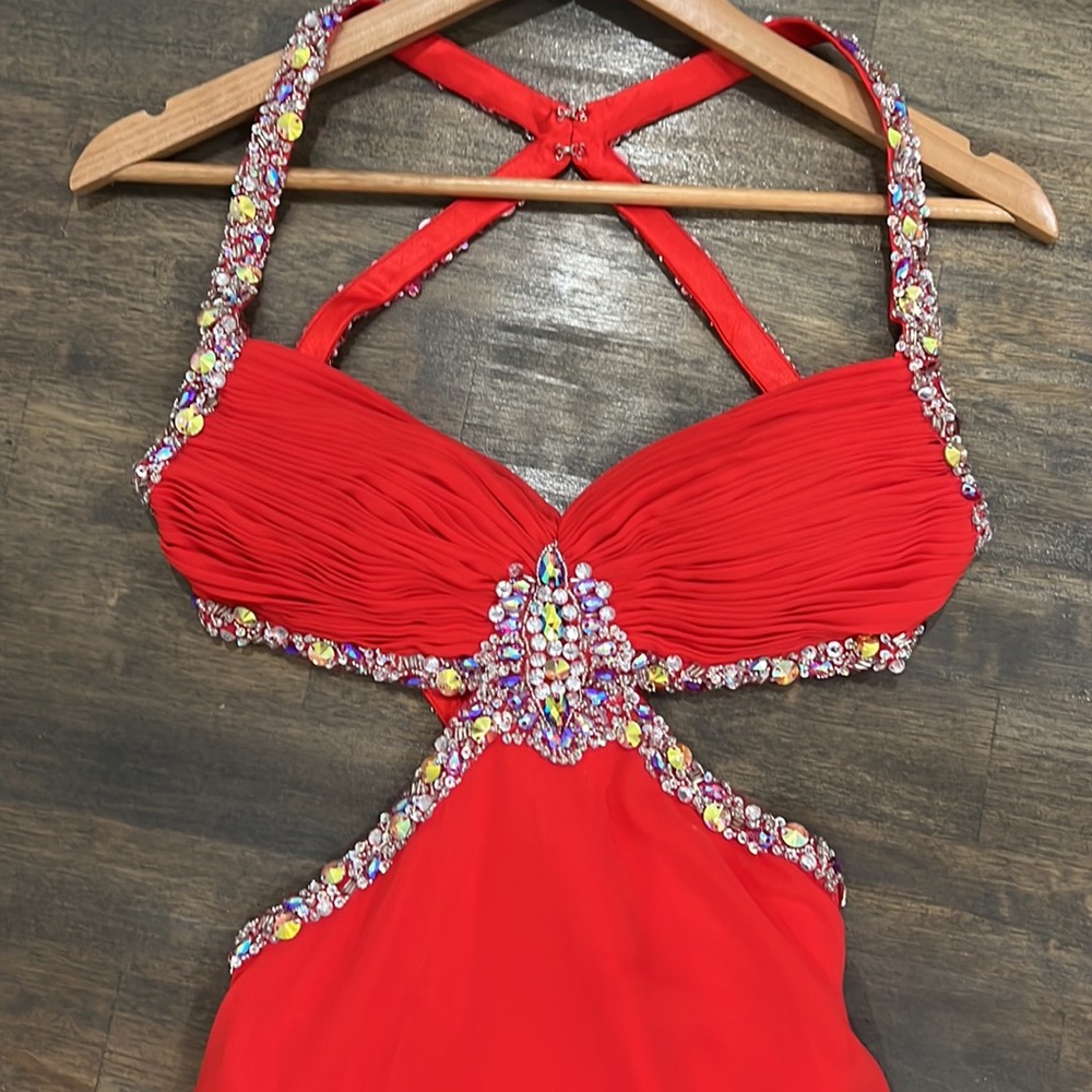 CINDERELLA PROM DRESS - Picture 3 of 12